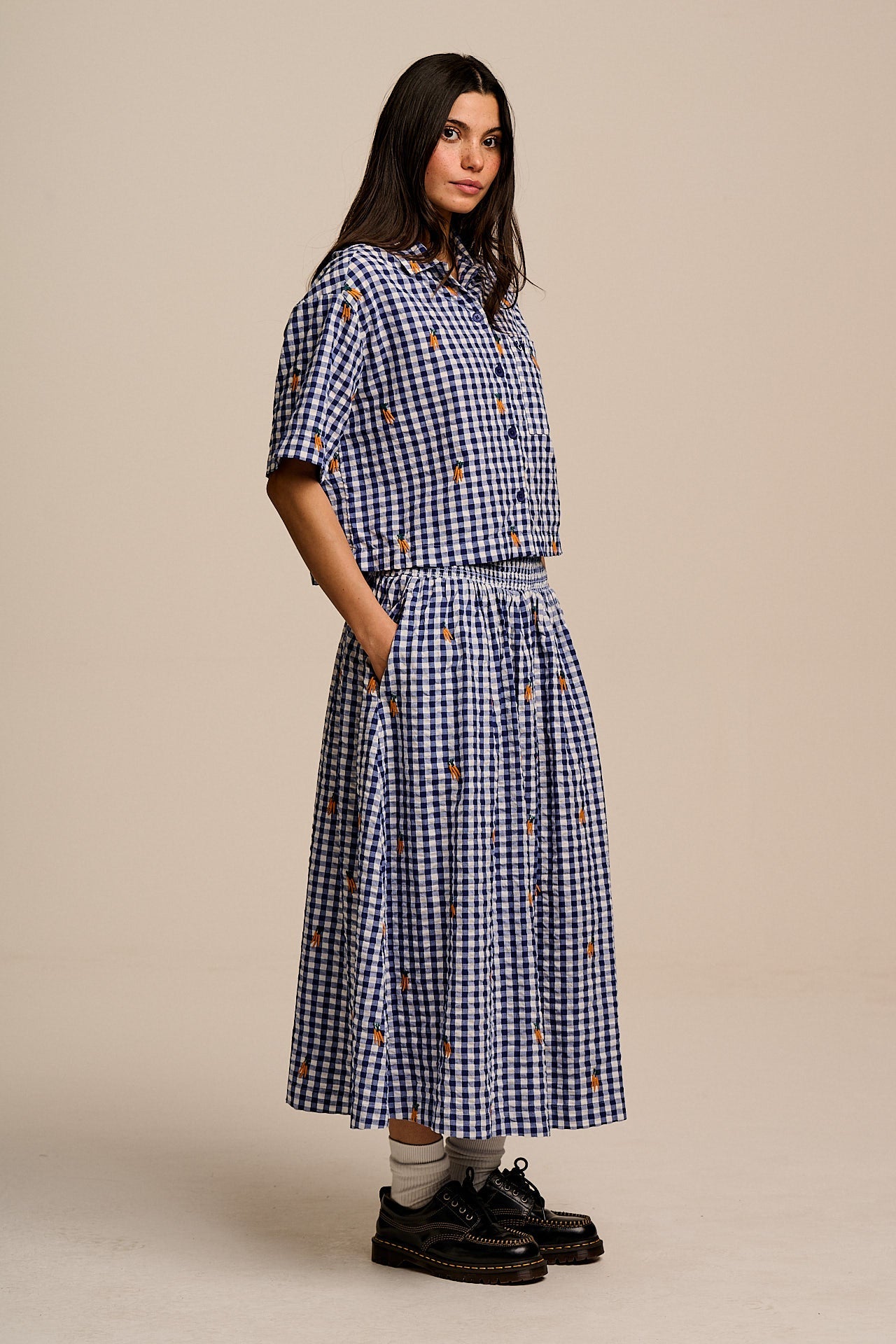 Archer - Cotton Shirt in Gingham with Carrot Embroidery