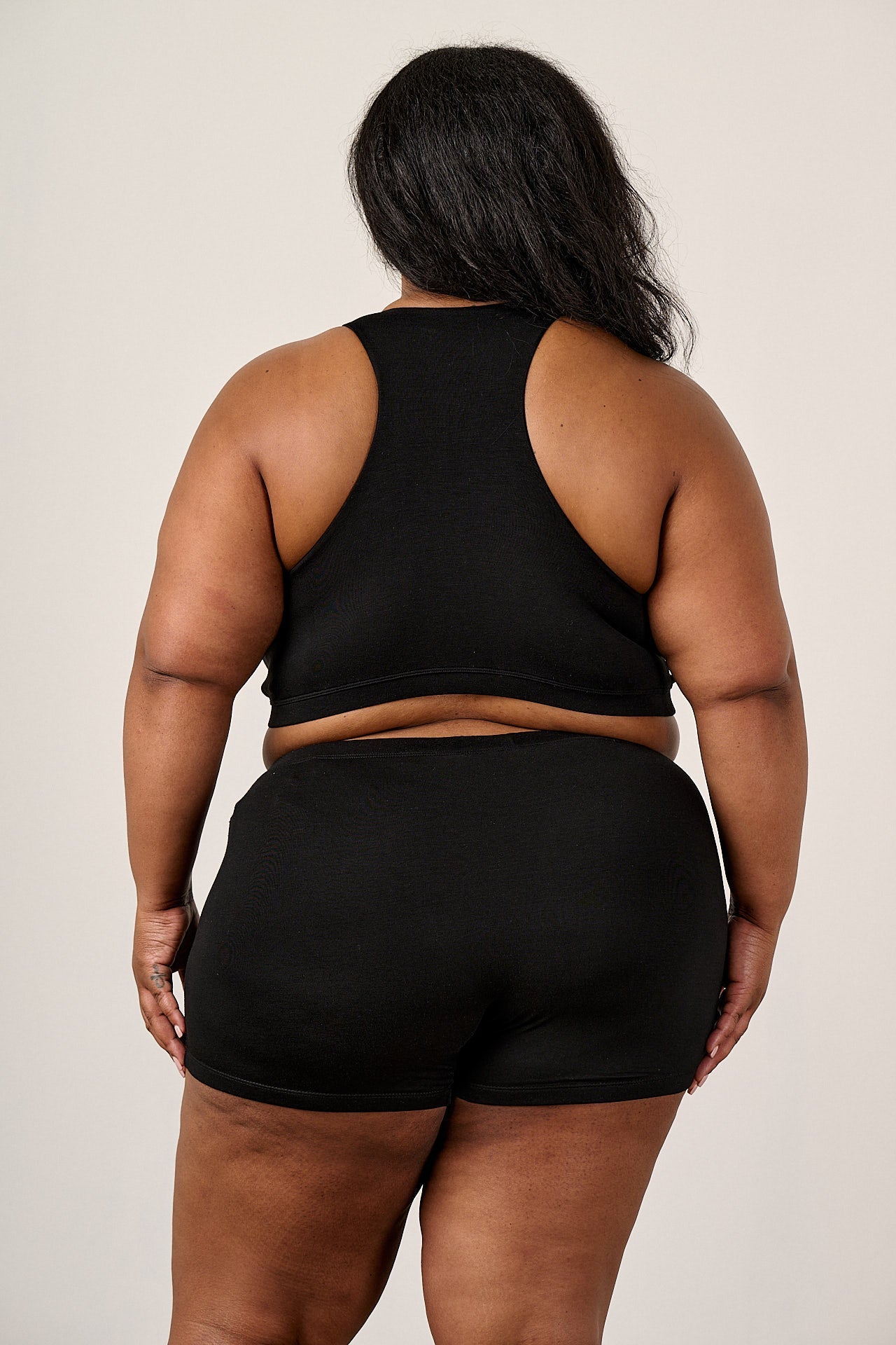 Emil - Viscose Crop Top in Black