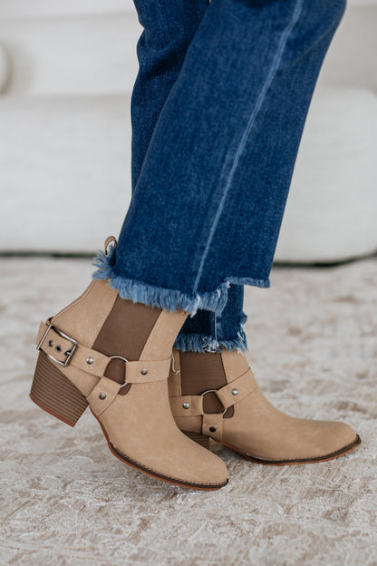 Stay In Tune Boots