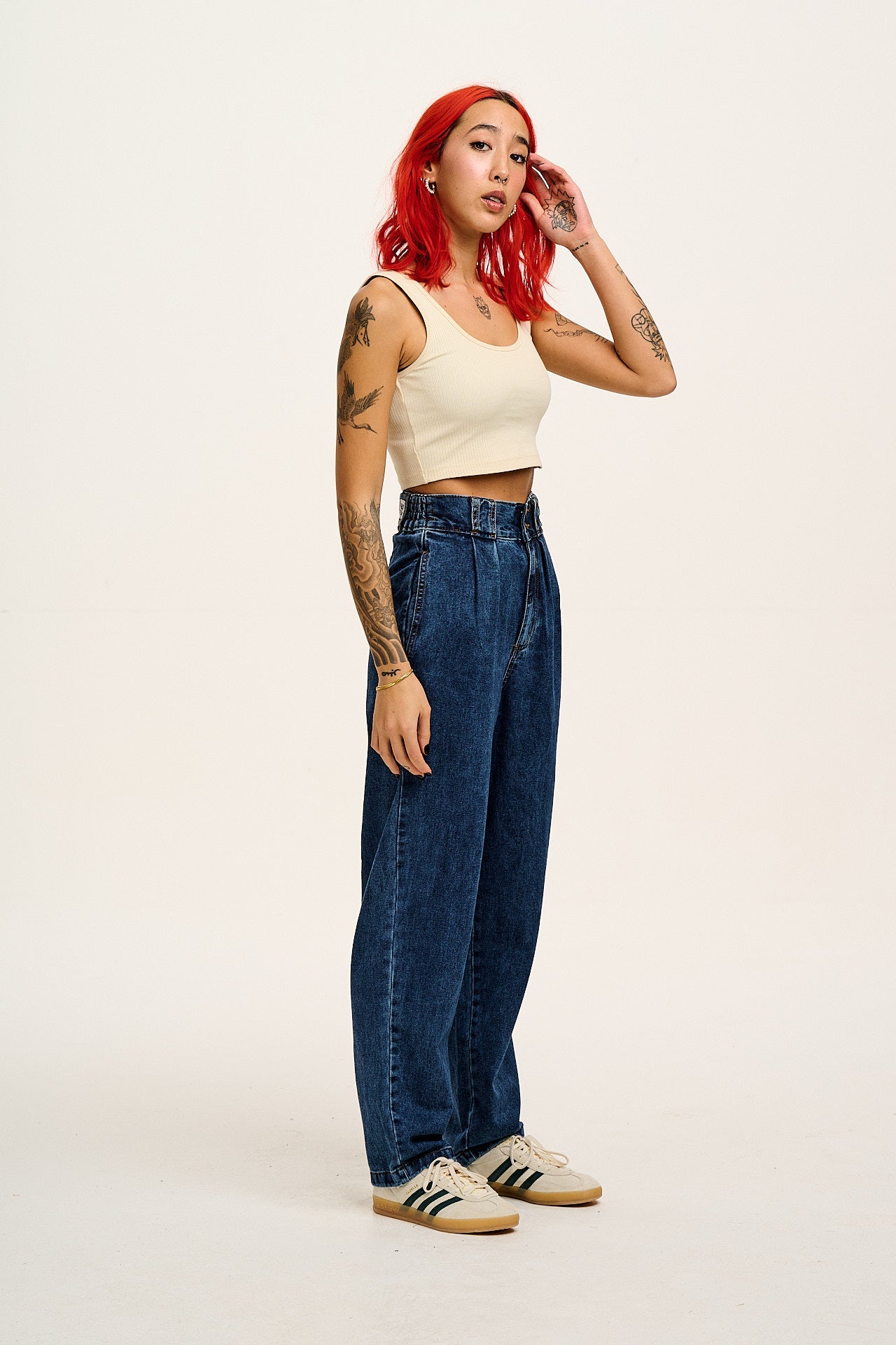 Addison - Denim Jeans in Mid Wash Blue