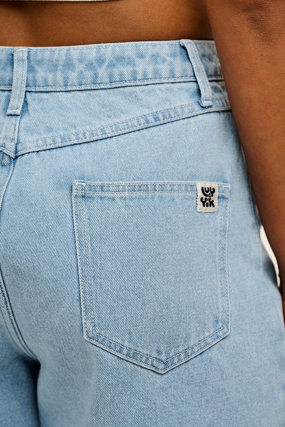 Lexi - High Waist Denim Shorts in Light Wash Blue