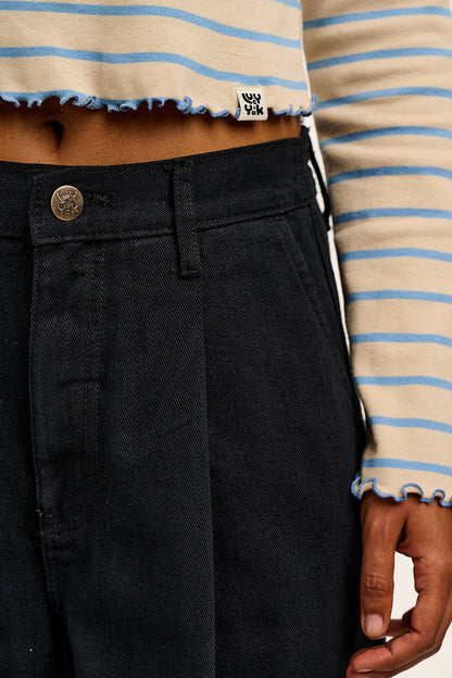 Cole - Wide Leg Denim Jeans in Black