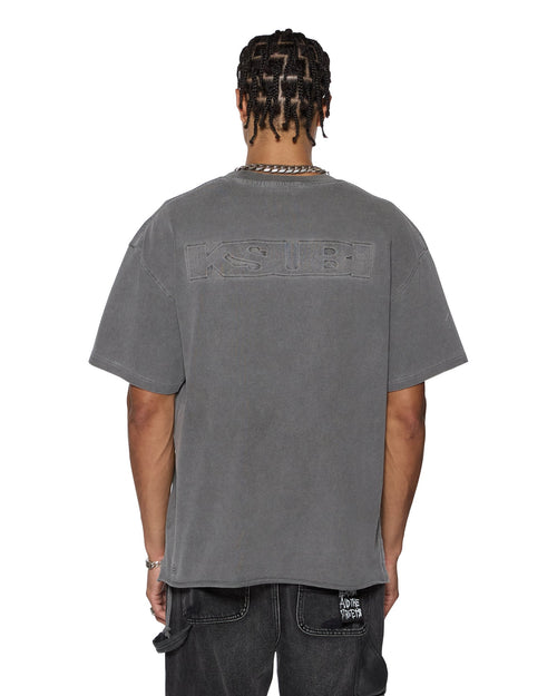 INTRUDER EKCESS SS TEE CHARCOAL